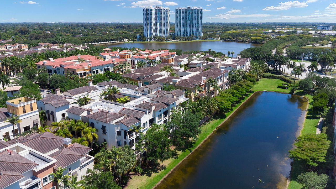 2955 NW 126th Ave #2205, Sunrise, FL 33323